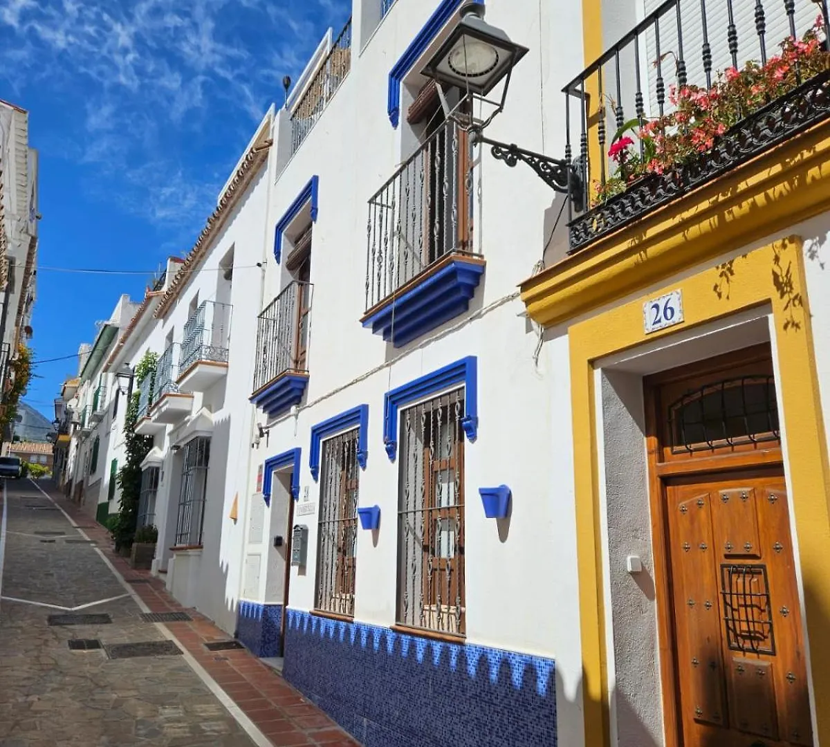 Cinderella Villa Marbella 0*,